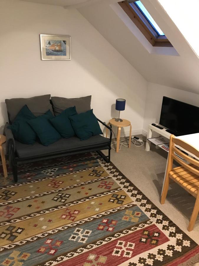 Cosy Loft Apartment In Georgian Home Плимът Екстериор снимка